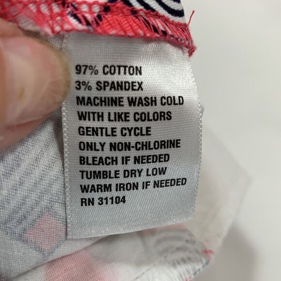 Crown and Ivy size 2 scalloped edging shorts - Picture 6 of 7